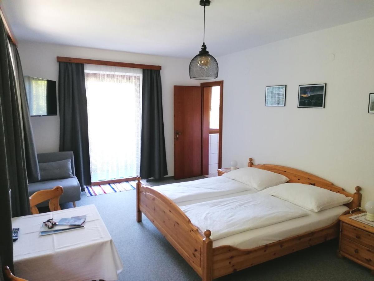 Haus Oswald Am See Hermagor-Pressegger See Dış mekan fotoğraf